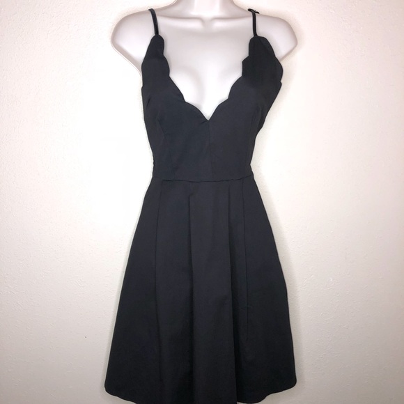 Dresses & Skirts - Little black dress scalloped mini dress